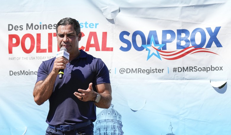 Miami Mayor Francis Suarez Says He Has Qualified for First GOP Debate, RNC Reportedly Begs to Differ