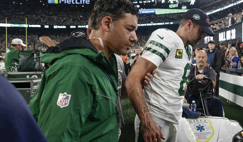 I'm Sure Many Jets Fans Turned Off the Game After This. Only a Sicko Would Continue to Watch. 