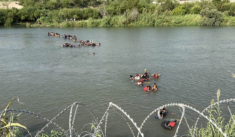 Border Win: Chinese Special Interest Aliens Caught by Texas K9