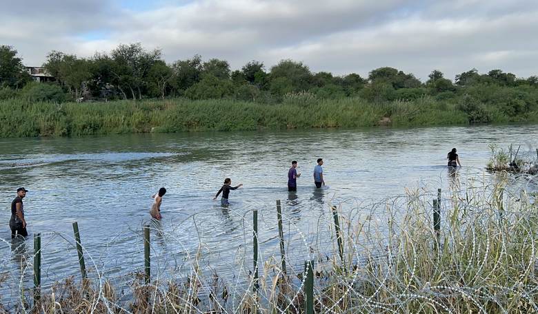 The Big, Untold Story: 'Self Deportations' Are Way Up