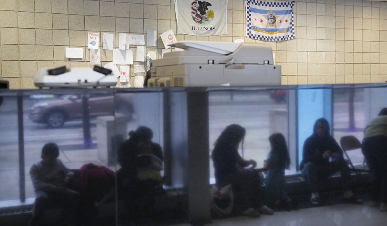 Chicago Admits They Can't Take in Anymore Illegal Immigrants