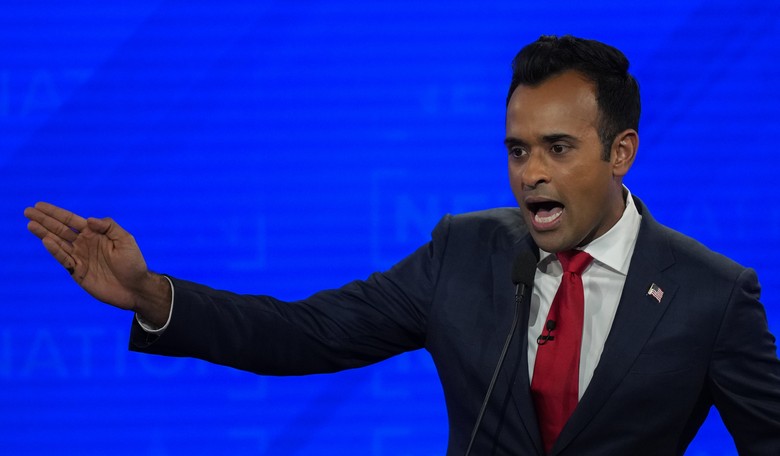 Watch Vivek Ramaswamy Totally Dismantle an NBC News Reporter