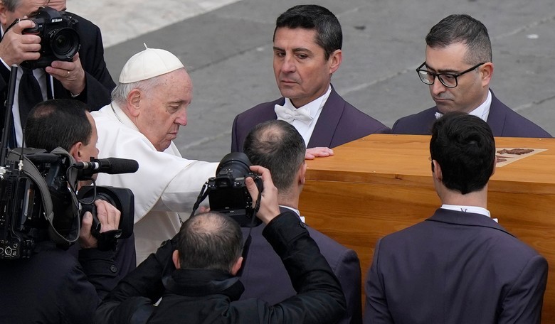 Video: Who will be the next Pope?
