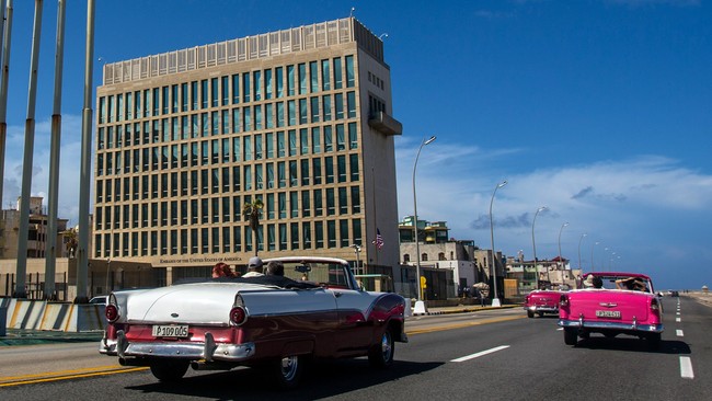 Cuba Declares a 'State of War' as the Country Runs Out of Time