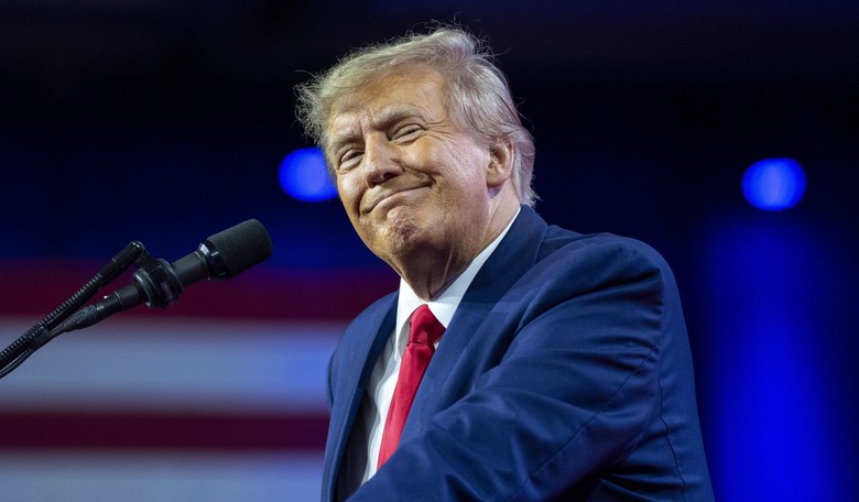 Democrats Blaming Trump for Bank Crisis Are Lying