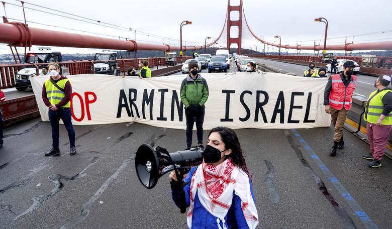 Here's What Happened When Pro-Hamas Activists Tried to Block Traffic in FL 