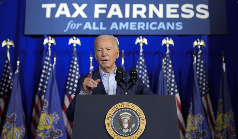 Washington Democrat Accidentally Sent 'Radical' Tax Plan to Entire Senate