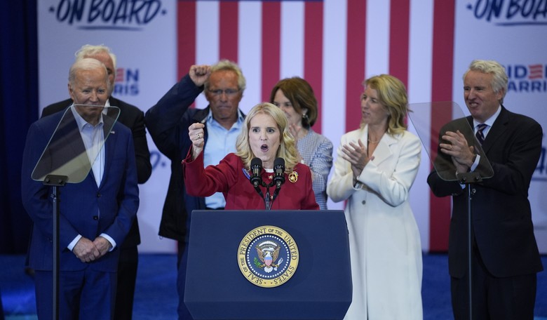 RedState Weekly Briefing: Kennedy Comeuppance, Tucker's Love Letters, and Biden's Beachy Sabbatical 