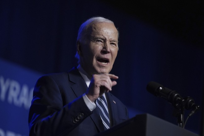 Huge Gender Gap Is Forming Among Younger Voters and That's Bad News For Biden