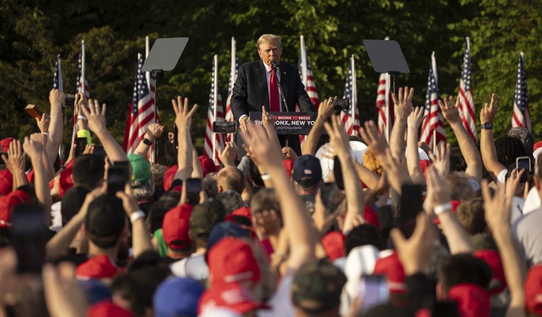 CNN Reporter Shocked By Massive Trump Rally In Deep-Blue State