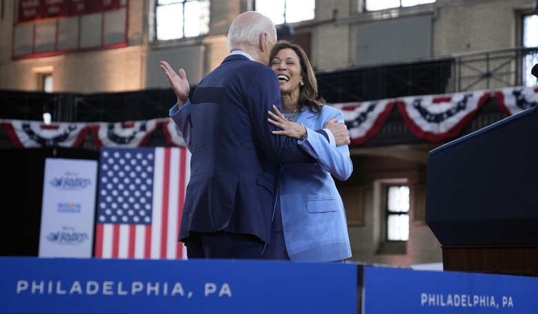 Report: Nearly 100 Illegal Immigrants on Terror Watchlist Released Into US Under Biden-Harris