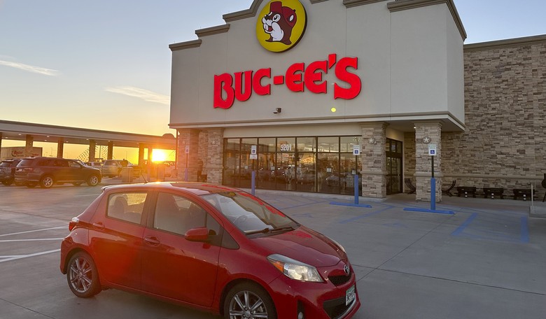 Everything's Bigger: 75,000 Square Foot Buc-ee's Opens in Texas