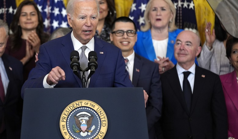 Biden Staffers Freak Out After Debate, As Ro Khanna Tattles on Who Would 'Help Govern' Country