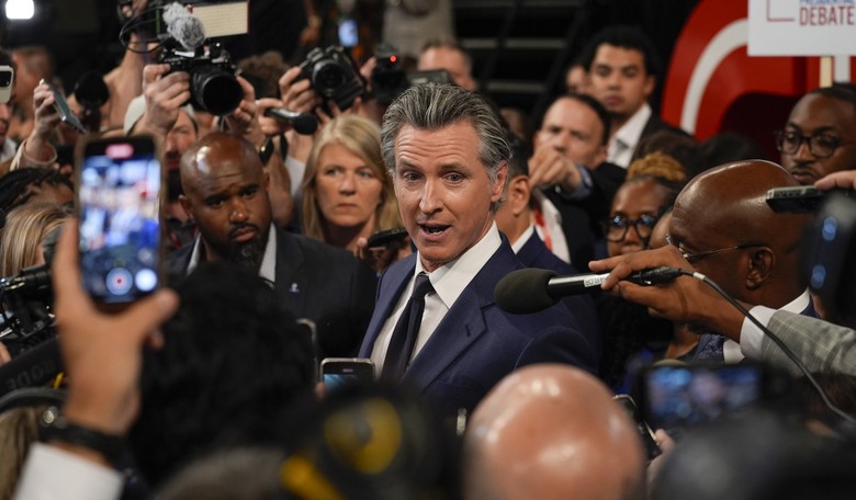  Los Angeles Burns and Governor Newsom and Mayor Bass Fiddle