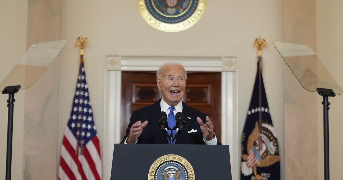 Biden Shuffled Out to Attack the Supreme Court and Everyone Couldn't Ignore His New Appearance