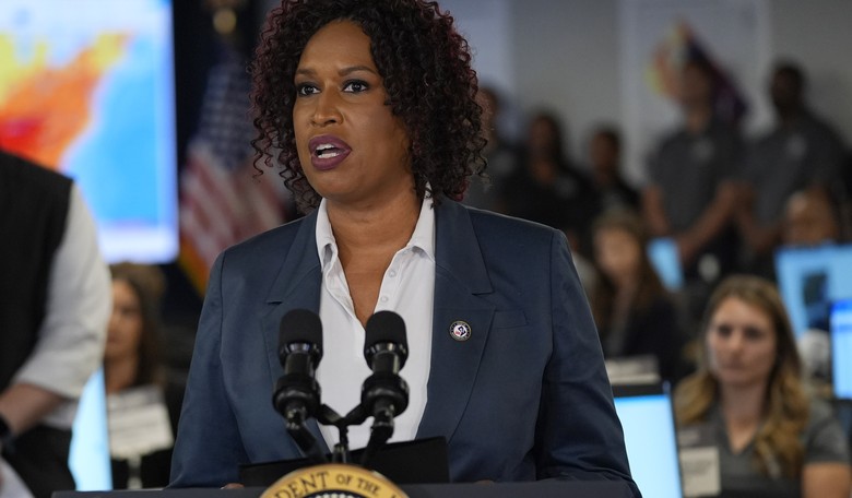 Another Liberal Mayor Wants to Meet With Trump