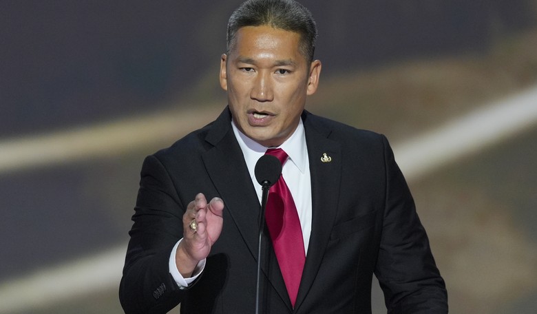 Hung Cao Annihilates Tim Kaine in Senate Debate