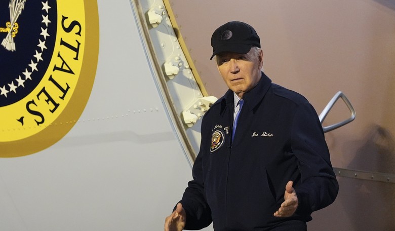 'Not Fit to Run...Not Fit to Serve': Republican Leaders Demand Biden's Resignation