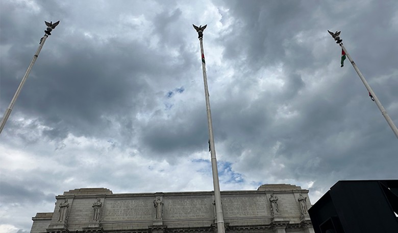 Group of GOP Congressmen Restore American Flags at Union Station 