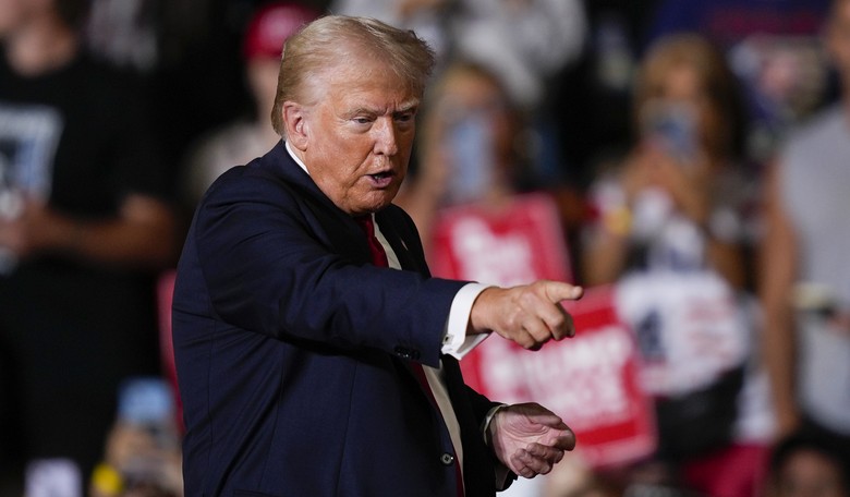 Trump Attacks Georgia's Popular GOP Governor Again With Falsehoods and Personal Low Blows