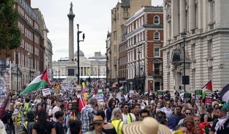 As the UK Bows to Hamas, Never Forget How the Metropolitan Police Treat 'Visibly Jewish' Londoners