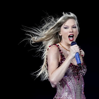 Taylor Swift's Fans Are Starting to Turn on Her and the Reason Why Is Hilarious
