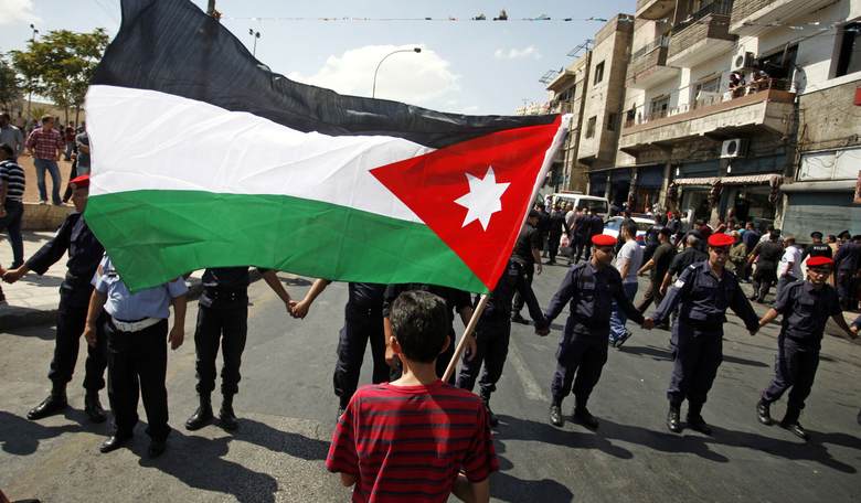 Jordanian National Who Threatened to 'Explode Everything in America' Arrested in Florida