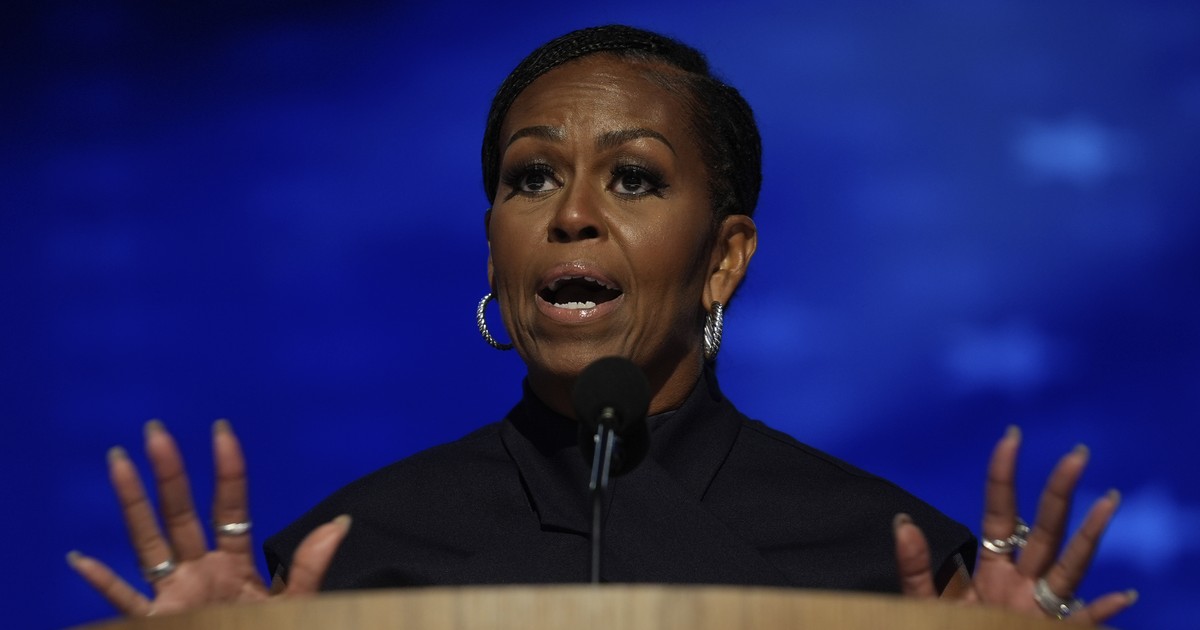 Former Michelle Obama Aide Gets $686K As Refugee Nonprofit Revenue Plummets