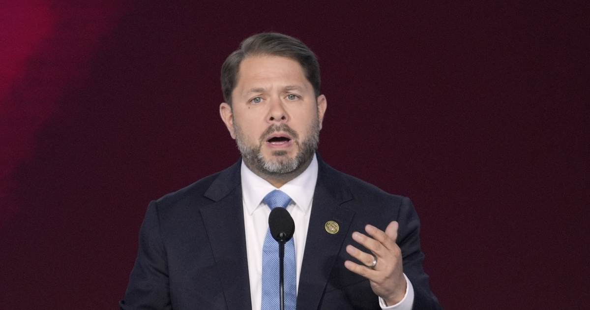 Top Dem Consultant Behind Gallego, Mamdani Campaigns Faces Questions Over Disturbing Book Passage