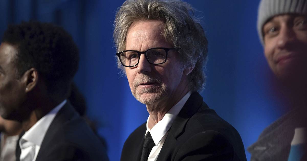 Dana Carvey and David Spade Call Out Gavin Newsom’s Corruption