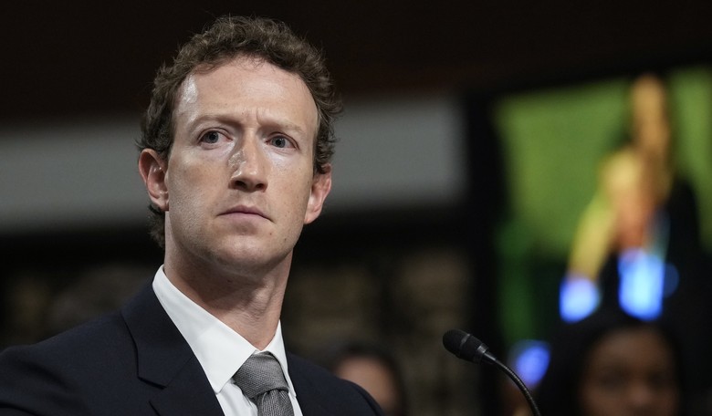 CNN's Media Reporter Did Not Just Tweet This About Facebook's Changes to 'Fact-Checking'
