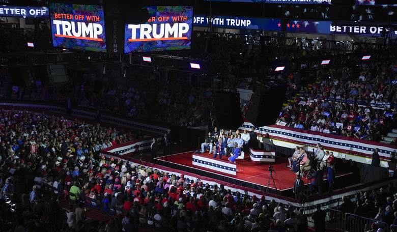Trump's Young Grandkids Wow the Crowd at North Carolina Rally—'Vote for Grandpa!'