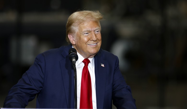 Trump: Cocaine Found in WH Belonged to 'Either Joe or Hunter' 