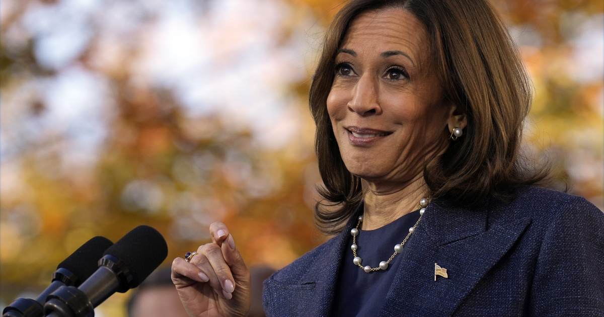 Kamala's New AI Warning Meets Her Old 'It's Two Letters!' Explanation, and the Mockery Writes Itself