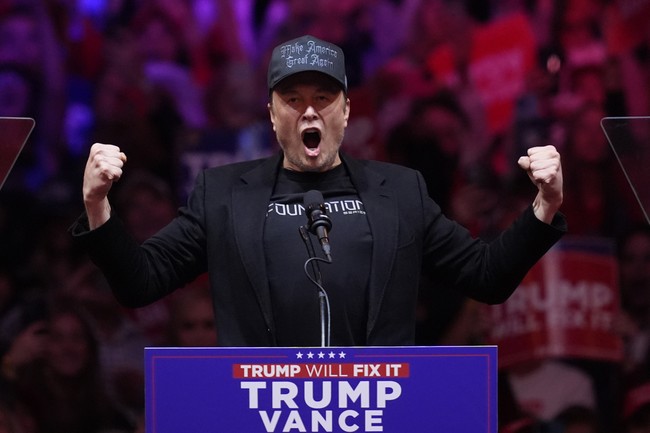 'Put the Hat On, Let's Go!' Elon Had Everyone Cheering at Massive, Madison Square Garden Trump Rally 