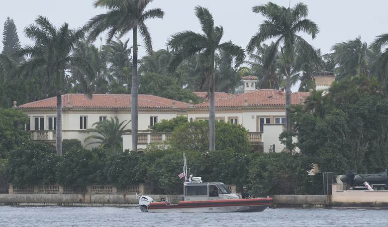 Secret Service Kill Armed Man Who Broke Into Mar-a-Lago