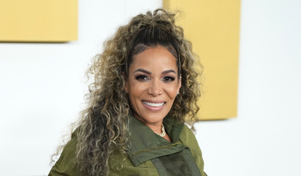WATCH: Things Get Awkward When 'View's' Sunny Hostin Reveals She ...