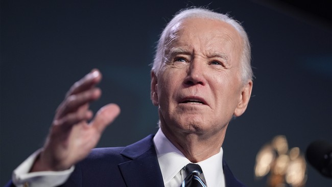Biden Welcomed Governors to the White House with a Debunked Story