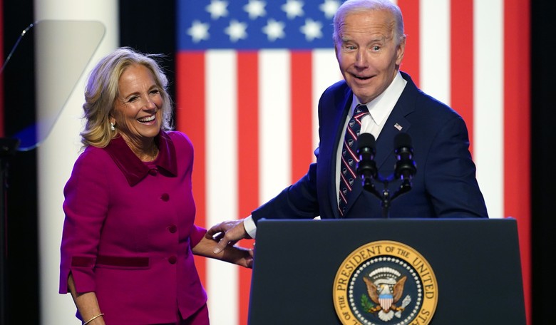 Jet-Setting Jill Likes Being First Lady