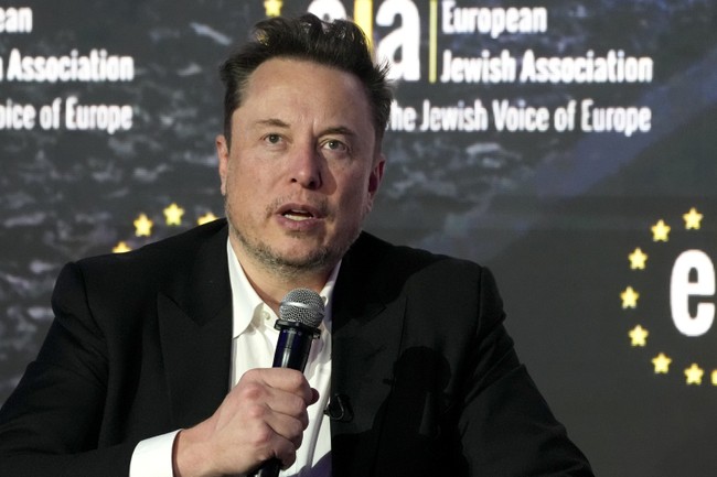 'Doesn't Make Sense': Elon Musk Asks Why Taxpayers Fund Anti-American Activities on College Campuses