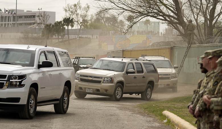 'Serious Threat': USBP Arrested 10 Venezuelan Gang Members at Southern Border