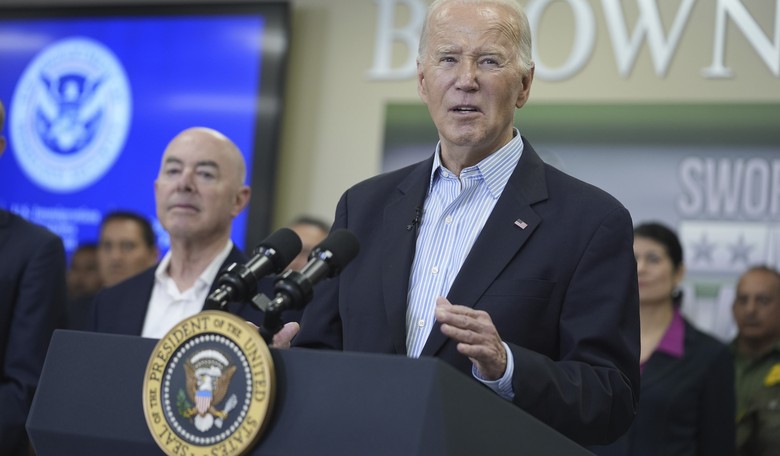 Did the Biden Administration 'Cook the Books' on ICE Arrests? 