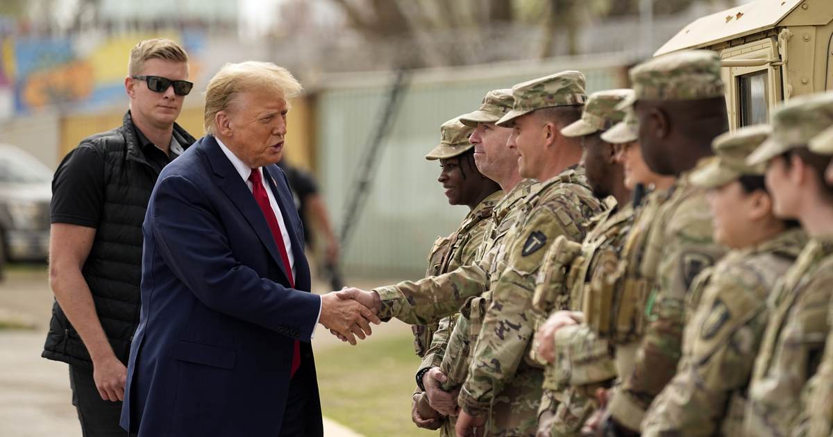 Trump Floats Total DC Takeover If This Happens Next Week