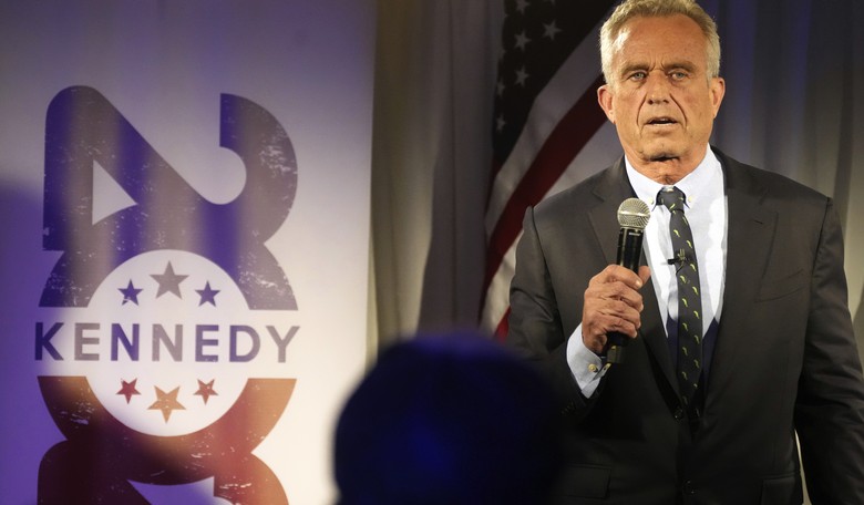 RFK Jr. Offers Odd Pledge to Joe Biden in Attempt to Get Him to Drop Out of the 2024 Race