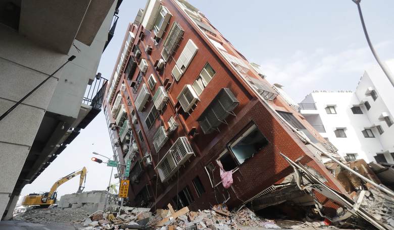 Wow! Watch an Earthquake Move the Earth in Real Time