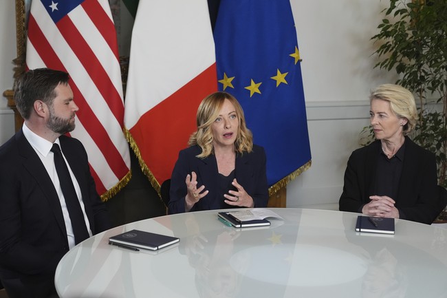 Meloni Is No Chicken of the Sea - Italian Navy to Stop Migrant Boats