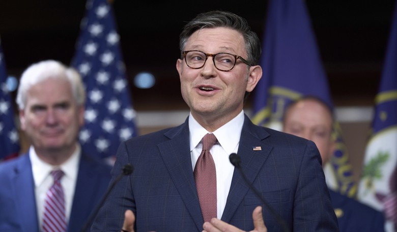 Polling Trend Gives Republicans Fresh Hope in Midterm Fight