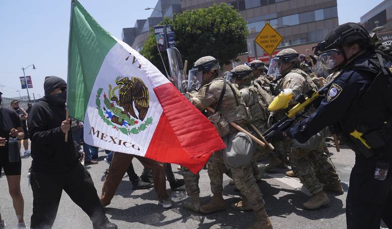 Republican Senator Proposes Harsh Economic Consequence for Los Angeles Over Anti-ICE Riots