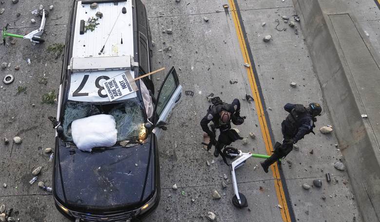 Here's What Stunned a Fox News Reporter Covering the LA Riots Last Night