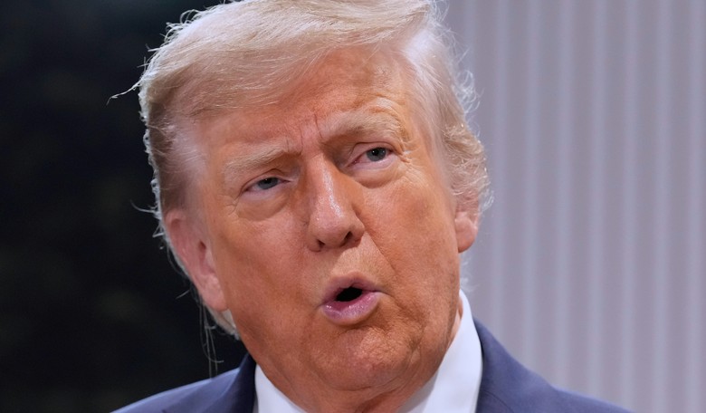 'I'd Pull the Trigger': Former Coast Guard Officer Arrested for Alleged Threats to Assassinate Trump 